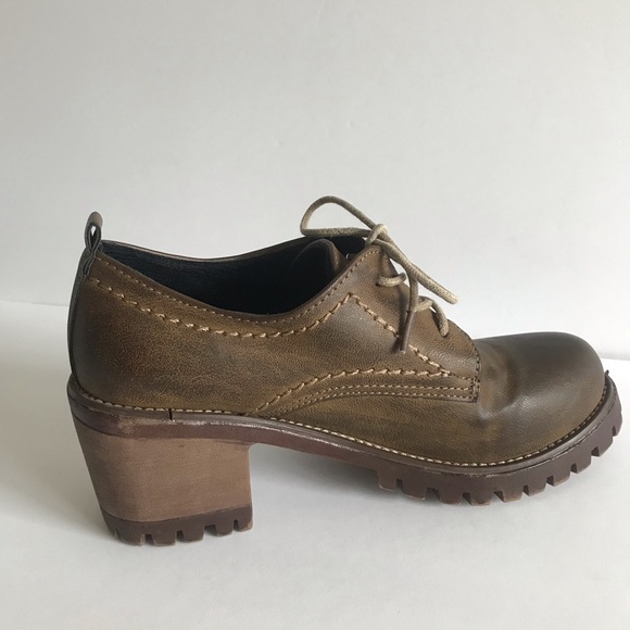 💎EUC Women’s Leather Boot Heels - Picture 7 of 9